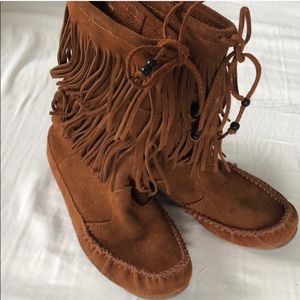 Minnetonka Fringed Moccasin Boots